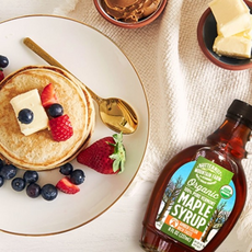 디저트에잘어울리는 유기농 메이플시럽 A등급앰버컬러 팬케이크 와플 빵 미국산, 1개, 237ml