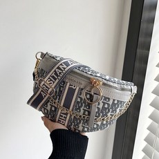 桃園出貨 秋季新款高顏值高檔爆款黑白兩用撞色正品潮流登山潮男潮女胸包, 灰色