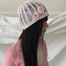 입체 꽃무늬 핑크 니트 모자