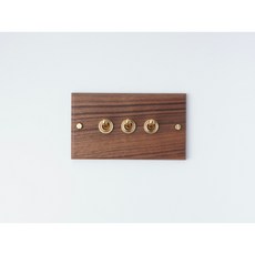 switchpapa 開關插座 黑胡桃木復古黃銅三開關面板蓋板，快速出貨，輕鬆打造復古居家風格, 1個