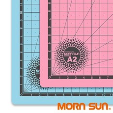 MORNSUN A2切割墊板粉嫩雙色雙面 60x45cm(新式課桌墊適用) 拼布裁縫墊板 日常萬用 台灣製, 詳見包裝