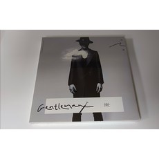 薛之謙《紳士》CD+DVD, 如圖所示