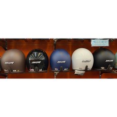 M2R 307 復古風半罩式安全帽，具備車縫線滾邊設計與全可拆內襯, 黑色