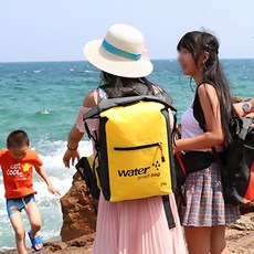 니니마켓 여행용 옐로우 방수백팩 25L . 드라이백