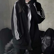IFaith 港風三槓薄外套 夾克 韓版 學生 大碼 寬鬆情侶裝 春秋薄外套 棒球服 C0033