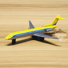 【台灣出貨】仿真精緻合金飛機模型，客機滑翔機玩具，渦輪飛機aircraft客機玩具，兒童小飛機民航機, 客機-黃色, 1個