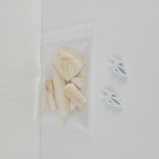 펫인피니티 갑오징어뼈 앵무새 소라게 거북이 햄스터 달팽이 소동물 미네랄 천연 칼슘 보충제 이갈이 부리강화, 25~35g + 클립2개, 1세트