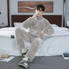 男士法蘭絨睡衣 套裝 拉鍊加厚長袖保暖家居服, 兔紋雅灰色豎領【男款】, XL【120-140斤】