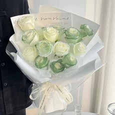 蘇格蘭綠玫瑰永生香皂花束 高級感七夕生日畢業送禮推薦, 1件, 薄荷蘇格蘭綠玫瑰:11朵(加燈加禮袋)
