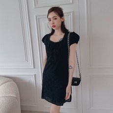 LULUS 滿版蝴蝶結刺繡短洋裝 渡假風公主袖洋裝, 黑, 1個