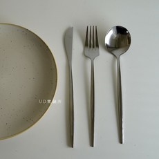 UDlab 不鏽鋼環保餐具組 湯匙 叉子 牛排刀 (附餐具袋) AT02-002, 1個, 湯匙｜金色,訂單金額滿149元（不含運費）才會出貨喔