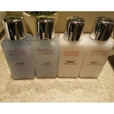 天空藍氣泡香芬洗髮乳潤髮乳沐浴露潤膚乳四件旅行組，香氛洗髮精，呵護秀髮，旅行必備，小容量設計, 1個