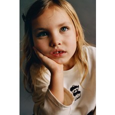 [국내배송] 자라 ZARA 플록 NAON JEONG © 프린트 티셔츠 - 크림 938504