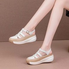 투니스 여성 심플 배색 미끄럼 방지 퉁굽 가죽 샌들 4cm