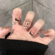 小紅書爆款穿戴甲短款小白兔甜酷美甲貼片珍珠水鑽金粉假指甲30片, 1個, BY1818金粉豹紋:膠水款