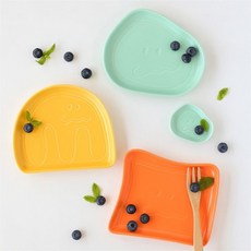 보람스마켓 MonagustA 디저트접시 파티접시 캐릭터그릇 간식접시 이유식그릇 플레이팅접시, 씨르꿀로