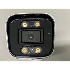最新POE 800萬 4K 超高清網路攝影機 IP cam 高畫質3840*2160，支援遠端監控，輕鬆安裝, 暖光燈