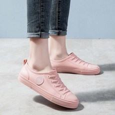 여성용 캐주얼 패션 통굽 가볍운 미끄럼 방지 로우탑 심플 초경량 레인부츠 주방 워커 발목 얇아보이는 장화