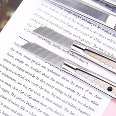 사무용 스틸 커터칼