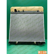 (汽車零件專家)三菱 SPACE GEAR 2.4 自排 MR127283..A4 水箱 水廂 水箱總成 水廂總成 原廠, 1個