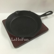 《LaHoFun》台製鑄鐵煎盤6.5吋/8吋/10吋 搭隔熱木墊 鑄鐵鍋 平底鍋 生鐵鍋 鑄鐵煎盤 荷蘭鍋, 1個, 鑄鐵煎盤-6.5吋=16cm