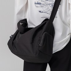 베로 메신저백 크로스백