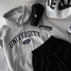 OPB UNIVERSITY 帽T
