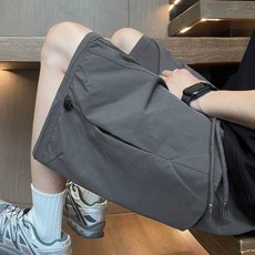 男士輕薄透氣運動短褲，夏天涼感速乾彈性休閒五分褲, 深灰色