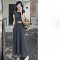 해피유통 여성 여름 짧은팔 크롭 티와 긴 치마 패션 캐주얼 스타일