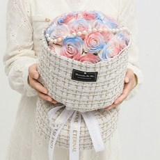 【台灣出貨】 21朵小香風玫瑰花束 香皂花束 不凋花 永生花 玫瑰花 畢業 生日禮物 七夕 情人節母親節兒童節 告白求婚, 1個, 【粉色雪山_粉藍玫瑰】