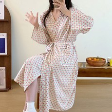 하트 무늬 샤워 잠옷 가운