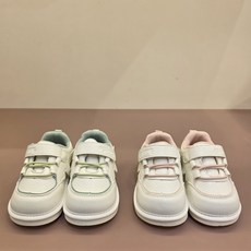 [아가방] 강남점*깔끔하고 귀여운 캐주얼한 삑삑이화 /가볍고 편안한 걸음마 운동화/미끄럼 방지창