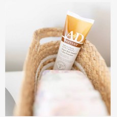 美國A D嬰兒防敏護臀霜113g，有效舒緩尿布疹，保護寶寶嬌嫩肌膚，經皮膚科醫生測試, 1個