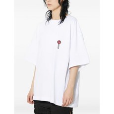 피오루치 자수 티셔츠