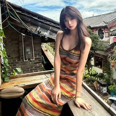투니스 여성 트렌디 슬림핏 컬러 스트라이프 민소매 롱 원피스