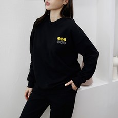 SOON2 女款春季微笑刺繡束口運動套裝