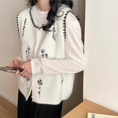 20252023년 가을 겨울 루즈핏 부드러운 민소매 가디건 상의 한국 스타일 레이지 스타일 자수 니트 조끼 여성용