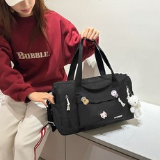 短途單肩行李袋大容量手提旅行包女乾溼分離健身包可愛斜挎運動包, 黑色+送徽章和熊, 1個