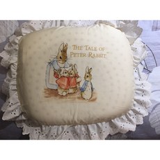 彼得兔寵兒凹型乳膠童枕, 30x26公分