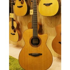 Veelah V5-OM 加拿大雲杉單板民謠木吉他，OM桶身設計，音色明亮清晰，演奏舒適，適合各種音樂風格, 1個