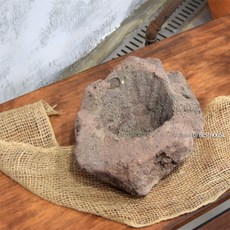 해들일추천샵 석부작용 화산석 3호 대 25cm 조경석