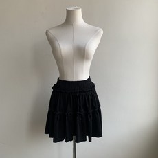 Twenty 甜酷GIRL--親膚鬆緊荷葉麂絨短裙 2513017