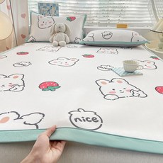兒童學生夏季印花冰絲涼蓆 空調軟席子 可機洗, 草莓兔,0.9m牀【90x200cm單件涼蓆】