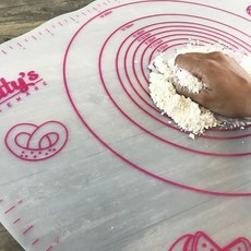 Betty's 焙蒂絲 耐熱矽膠揉麵墊 烘焙工作墊, 1個
