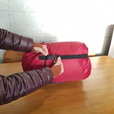 이유상사 침낭보관파우치 침낭가방압축색 침낭파우치 침낭주머니, 1개, (압축색-소)빨강