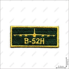 【ARMYGO】美軍B52H轟炸機小識別章，精緻軍事模型，軍事迷必備收藏，展現個人風格, 1個, 不車魔鬼氈