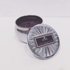 Voluspa 栗子與香根草 Chestnut & Vetiver 美國香氛蠟燭 小鐵盒, 1個