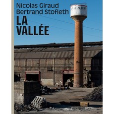 Nicolas Giraud & Bertrand Stofleth: The Valley: An Archeology in Photographs Hardcover, Spector Books, English, 9783959052207