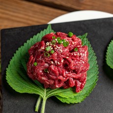 당일작업 1+등급 자체선별 한우 국내산 육회 육사시미(소스포함), 육회 200g(소스포함), 1개, 200g