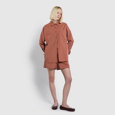 JAJU 여 탄탄 사각사각 세미 루즈핏 셔츠 J115203102072 549646